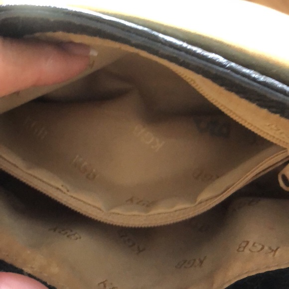 Gold and Black Evening Bag - Picture 5 of 7